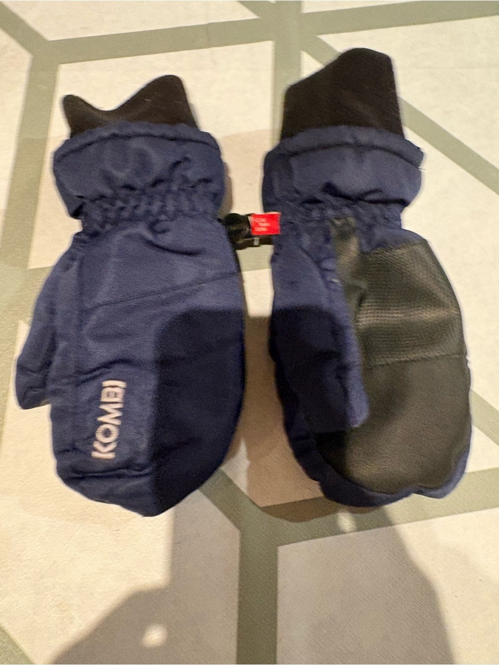 Kombi Kids Navy Mittens with Grip